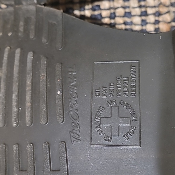 DR. MARTENS PARADE BLACK OXFORD SHOES - Picture 6 of 9